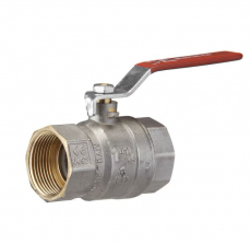 Kugleventil R25 fra Terana med indvendig gevind, perfekt til vandsystemer.