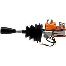 Kombinationskontakt for traktorer, sikrer enkel kontrol og funktion.