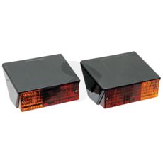 Sikkerhedsbaklygte sæt til tydelig signalering bagud på traktoren.