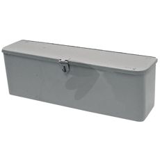 Robust værktøjskasse til traktorer, ideel til at holde værktøj organiseret.