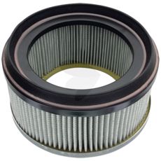 Luftfilter under hætten, vigtigt for ren lufttilførsel til motoren.