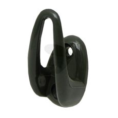 Tøjkroge lavet af robust materiale til nem organisering og ophængning.