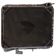 Robust radiator designet for pålidelig ydeevne inden for landbrug og byggeri.