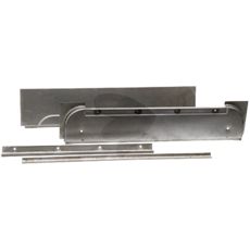 Reparationsplade til dør nedenfor, perfekt til at udbedre skader.