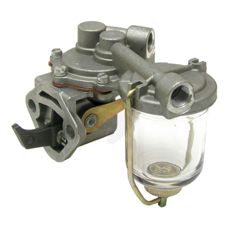 Brændstofpumpe af høj kvalitet, der garanterer stabil brændstofforsyning til maskiner.