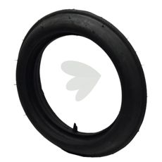 Holdbart dæk med slidbane til optimal ydeevne på landbrug og byggepladser.