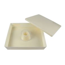 Foderlåget med 6L volumen, perfekt til fodertransport.