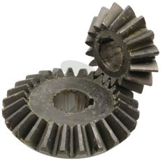 Hjulsæt med 16/25 tænder, perfekt til effektive landbrugsoperationer.