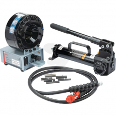 Slangepresse udstyret med ekstern håndpumpe for øget fleksibilitet og funktion.