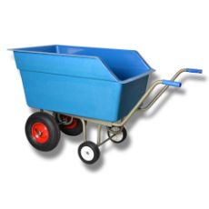 Fodervogn Fritz 210L med dobbeltmontering for højere stabilitet.