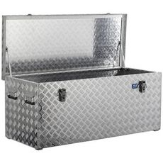 Stor aluminiumtransportkasse med en kapacitet på 312 liter.