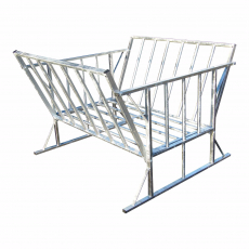 Kantet foderhæk til får, praktisk og holdbar design.