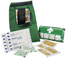 Kompakt førstehjælpskasse fra Cederroth, perfekt til små ulykker.