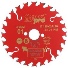 Hardmetalsklinge 125X2,4X20 Z24, perfekt til præcision i skærearbejde.