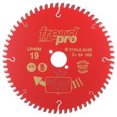 Specialiseret hardmetalsklinge 216X2,4X30 Z64 til skærning af aluminium.