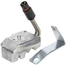 Varm en Cfmoto 850 op med Defa motorvarmer, for nem kørsel i kulden.