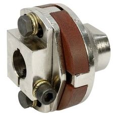 Kobling til indsprøjtningspumpe, sikrer optimal brændstofeffektivitet.