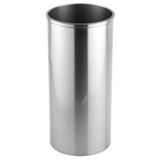 Halvfabrikat med flange til cylinderforing, passer til forskellige traktorer.