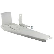 Venstre stigetrin til MF, giver sikker adgang til traktoren.