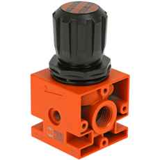 Pneumatisk regulator 1/2 med trykområde 0-4Bar, perfekt til følsomme systemer.