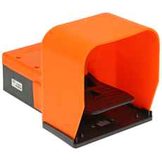 Pedalventil 5/2 monostabil, giver præcis flowkontrol og effektiv drift.