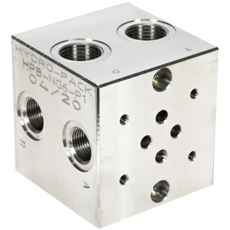 CETOP 3/NK6 baseplade 3/8" med 1 sektion, perfekt til hydrauliske systemer.