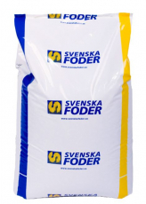 Høj kvalitet byg til dyrefoder, tilgængelig i 15 kg og 600 kg.