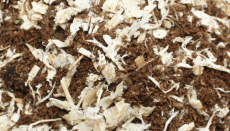 Torvmix i mængder af 300 og 4500 liter, ideel til dyrkning.