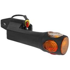 Venstre positionslys i rød, hvid og orange farvekombination.