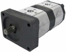 Hydraulikpumpe 23+15 Valmet, ideel til kraftfulde opgaver og lang levetid.